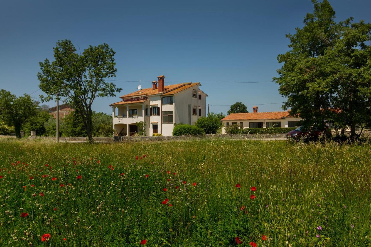 App Fiorela Poreč Exterior foto